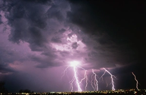 Monsoon lightning storm ove Tucson, Arizona Monsoon lightning storm ove Tucson, Arizona