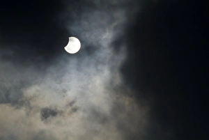 Solar Eclipse Prints: Partial solar eclipse