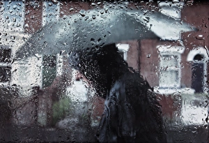 Rainy Day Scene Prints: Rainy day