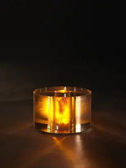 Room-temperature solid-state maser core Print