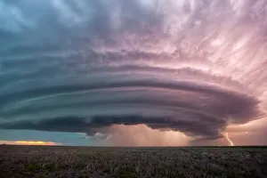 Supercell thunderstorm, Kansas, USA C017/8422 Supercell thunderstorm, Kansas, USA C017/8422