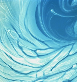 Swirling oils show molecular properties Swirling oils show molecular properties