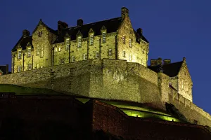 Scotland, Edinburgh, Edinburgh Castle. Edinburgh Castle illuminated at night Scotland, Edinburgh, Edinburgh Castle. Edinburgh Castle illuminated at night