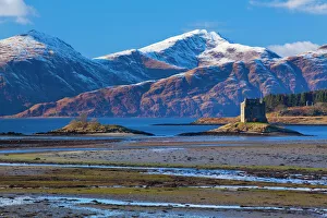 Scotland, Scottish Highlands, Castle Stalker. Castle Stalker near Port Appin is a four story Tower House located on a Scotland, Scottish Highlands, Castle Stalker. Castle Stalker near Port Appin is a four story Tower House located on a