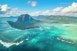 Africa Collection: Aerial view of Le Morne Brabant and the Underwater Waterfall optical illusion