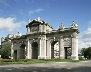 Spanish Travel Destination Prints: Alcala Gate