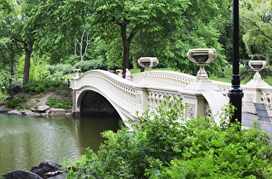 Bow Bridge, Central Park, Manhattan, New York City, New York, United States of America Bow Bridge, Central Park, Manhattan, New York City, New York, United States of America