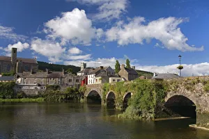 Bridge over the River Suir, Carrick-on-Suir Town, County Tipperary, Munster Bridge over the River Suir, Carrick-on-Suir Town, County Tipperary, Munster