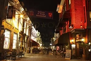 Noord Brabant Collection: Busy bars and restaurants at night on Halstraat in Breda, Noord-Brabant