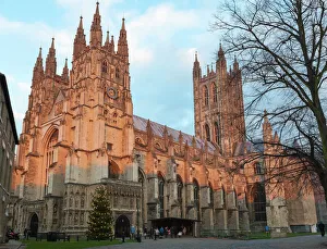 Canterbury Cathedral, UNESCO World Heritage Site, with nativity diorama at dusk, Canterbury, Kent, England Canterbury Cathedral, UNESCO World Heritage Site, with nativity diorama at dusk, Canterbury, Kent, England