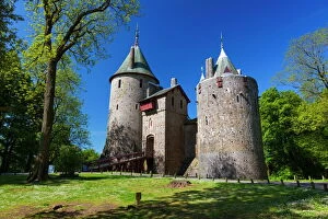 Wales Collection: Castell Coch (Castle Coch) (The Red Castle), Tongwynlais, Cardiff, Wales, United Kingdom, Europe