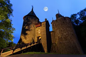 Castell Coch (Castle Coch) (The Red Castle), Tongwynlais, Cardiff, Wales, United Kingdom, Europe Castell Coch (Castle Coch) (The Red Castle), Tongwynlais, Cardiff, Wales, United Kingdom, Europe
