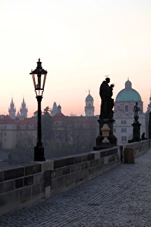 Charles Bridge, UNESCO World Heritage Site, Old Town, Prague, Czech Republic, Europe Charles Bridge, UNESCO World Heritage Site, Old Town, Prague, Czech Republic, Europe