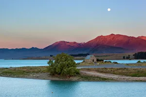 Church of the Good Shepherd at sunset, Lake Tekapo, Canterbury region, South Island, New Zealand, Pacific Church of the Good Shepherd at sunset, Lake Tekapo, Canterbury region, South Island, New Zealand, Pacific
