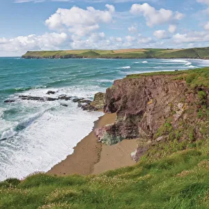 Coastal footpath between Haymer Bay Rock and Polzeath, Cornwall, England Coastal footpath between Haymer Bay Rock and Polzeath, Cornwall, England