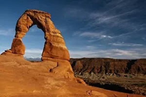 Images Dated 8th August 2015: Delicate Arch at dusk, Arches National Park, Utah, United States of America, North