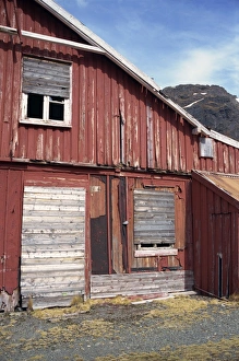 Polar Regions Travel Guide Prints: Dilapidated