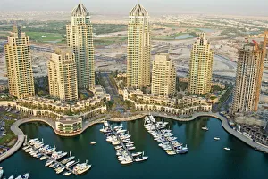 Dubai Marina, Dubai, United Arab Emirates, Middle East Dubai Marina, Dubai, United Arab Emirates, Middle East