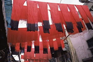 Marrakech Souk Prints: Dyers souk