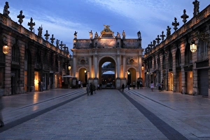 Evening View of the Arc de Triomphe Print