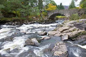 Prints of The Falls of Dochart and old stone bridge, Killin, Loch Lomond and the Trossachs National Park, Stirling, Scotland, United Kingdom, Europe Stirling Prints: The Falls of Dochart Print, Killin, Scotland