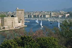 Fort St. Jean and Vieux Port, Marseille, Bouches du Rhone, Provence, France, Europe Fort St. Jean and Vieux Port, Marseille, Bouches du Rhone, Provence, France, Europe