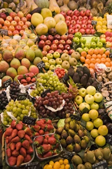Fresh Fruit And Vegetable Display Prints: Fruit and vegetable display