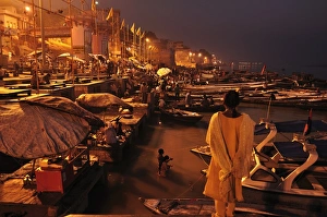 Ghats on the River Ganges, Varanasi (Benares), Uttar Pradesh, India, Asia Ghats on the River Ganges, Varanasi (Benares), Uttar Pradesh, India, Asia