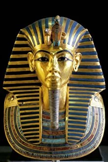 Archeology Collection: Gold mask of Tutankhamun, Egyptian Museum, Cairo, Egypt, North Africa, Africa