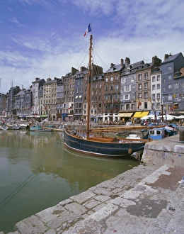 Harbour, Honfleur, Basse Normandie (Normandy), France, Europe Harbour, Honfleur, Basse Normandie (Normandy), France, Europe