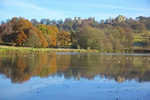 Hardwick Hall reflecting in pond, Hardwick Park, Derbyshire, England, United Kingdom, Europe Hardwick Hall reflecting in pond, Hardwick Park, Derbyshire, England, United Kingdom, Europe