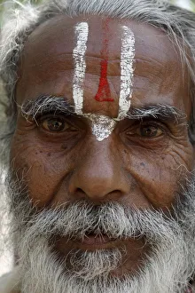 Hindu pilgrim from Jharkand wearing the trident-shaped mark worn by the devotees of Hindu pilgrim from Jharkand wearing the trident-shaped mark worn by the devotees of