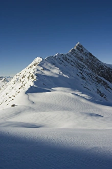 Hintertux glacier, Mayrhofen ski resort, Zillertal Valley, Austrian Tyrol Hintertux glacier, Mayrhofen ski resort, Zillertal Valley, Austrian Tyrol