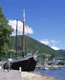 South Island Waterfront Prints: The historic ship A
