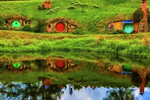 Hobbit Houses, Hobbiton, North Island, New Zealand, Pacific Hobbit Houses, Hobbiton, North Island, New Zealand, Pacific