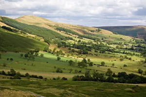 Hollins Cross and Lose Hill ridge, Castleton, Dark Peak, Peak District National Park Hollins Cross and Lose Hill ridge, Castleton, Dark Peak, Peak District National Park