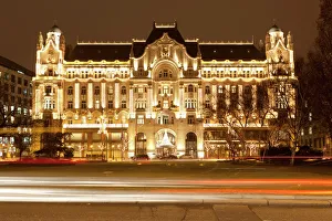 Prints of Hotel Gresham Palace, Roosevelt Ter, Budapest, Hungary, Europe Hungary Prints: Hotel Gresham Palace Print, Budapest, Hungary