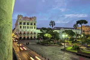 Prints of Independence Square at sunset, Quito, UNESCO World Heritage Site, Pichincha Province, Ecuador, South America Ecuador Heritage Site Prints: Independence Square at Sunset, Quito Print
