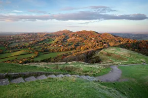 Iron-age British Camp hill fort and the Malvern Hills in autumn, Great Malvern, Worcestershire Iron-age British Camp hill fort and the Malvern Hills in autumn, Great Malvern, Worcestershire