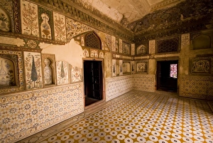 Itimad-Ud-Daulah, Agra, Uttar Pradesh, India, Asia Itimad-Ud-Daulah, Agra, Uttar Pradesh, India, Asia