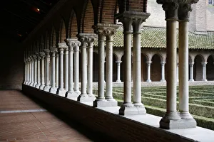 Jacobinss church cloister, Toulouse, Haute-Garonne, France, Europe Jacobinss church cloister, Toulouse, Haute-Garonne, France, Europe