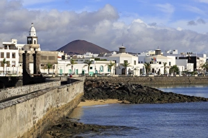 Las Bolas Causeway, Arrecife, Lanzarote Island, Canary Islands, Spain, Atlantic, Europe Las Bolas Causeway, Arrecife, Lanzarote Island, Canary Islands, Spain, Atlantic, Europe
