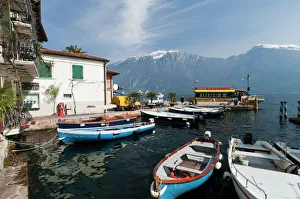 Limone del Garda, Lake Garda, Lombardy, Italian Lakes, Italy, Europe Limone del Garda, Lake Garda, Lombardy, Italian Lakes, Italy, Europe