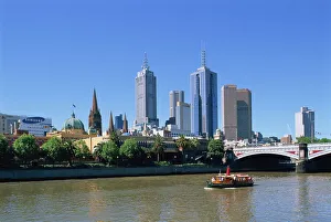 Melbourne skyline and the Yarra River, Victoria, Australia, Pacific Melbourne skyline and the Yarra River, Victoria, Australia, Pacific