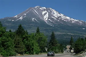 USA Travel Destinations Prints: Mount Shasta