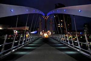 Night view of The Lowry Bridge over the Manchester Ship Canal, Salford Quays Night view of The Lowry Bridge over the Manchester Ship Canal, Salford Quays