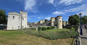Iconic British Landmarks Prints: Panorama of the Tower of London