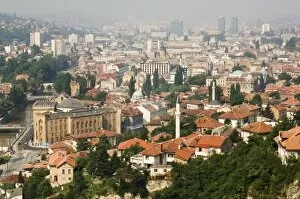 Bosnia and Herzegovina Collection: Panoramic hilltop view of the city, Sarajevo, Bosnia, Europe
