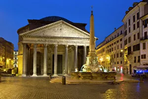 The Pantheon and Piazza della Rotonda at night, UNESCO World Heritage Site, Rome The Pantheon and Piazza della Rotonda at night, UNESCO World Heritage Site, Rome
