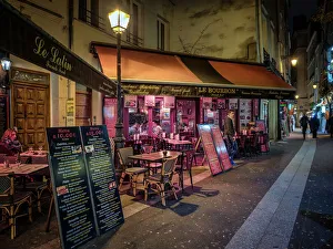 Parisian cafe and street scene, Paris, France, Europe Parisian cafe and street scene, Paris, France, Europe